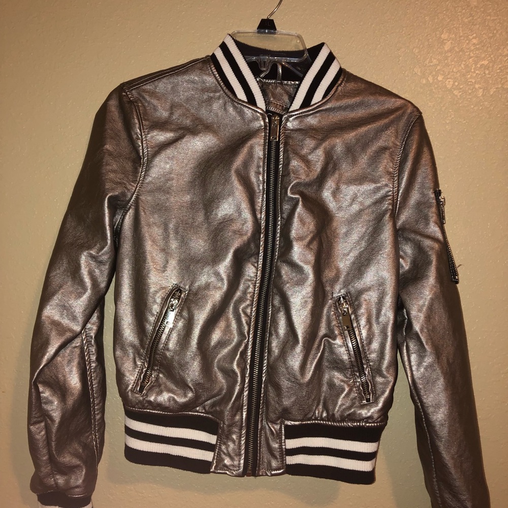 Silver striped rue 21 jacket. NWT.